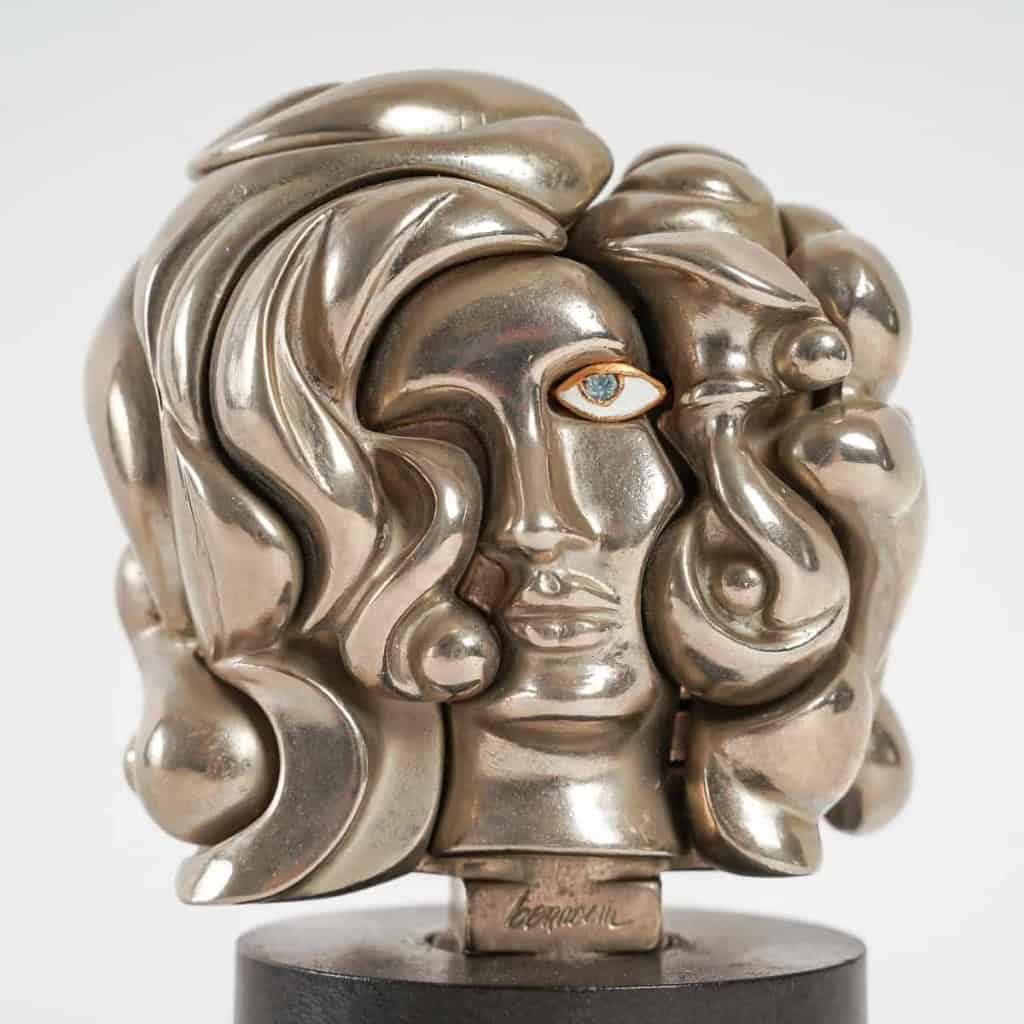 Statuette de Berrocal, tête de femme