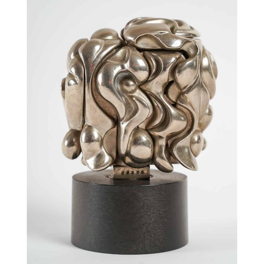 Statuette de Berrocal, tête de femme