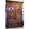Armoire pantalonnière en cerisier du 17è siècle ouvrant par deux portes et un grand tiroir | Biron Armoire pantalonnière en cerisier du 17è siècle ouvrant par deux portes et un grand tiroir