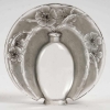 Cachet « Vase de Fleurs » verre blanc patiné gris de René LALIQUE | Biron Cachet "Vase de Fleurs" verre blanc patiné gris de René LALIQUE