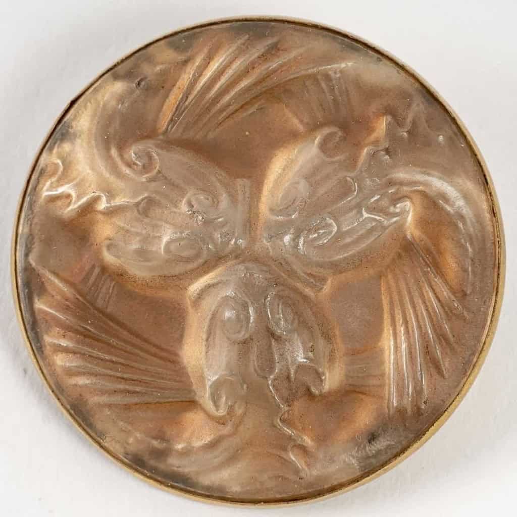 Broche « Poissons » verre blanc patiné sépia sur clinquant argent de René LALIQUE | Biron ||||