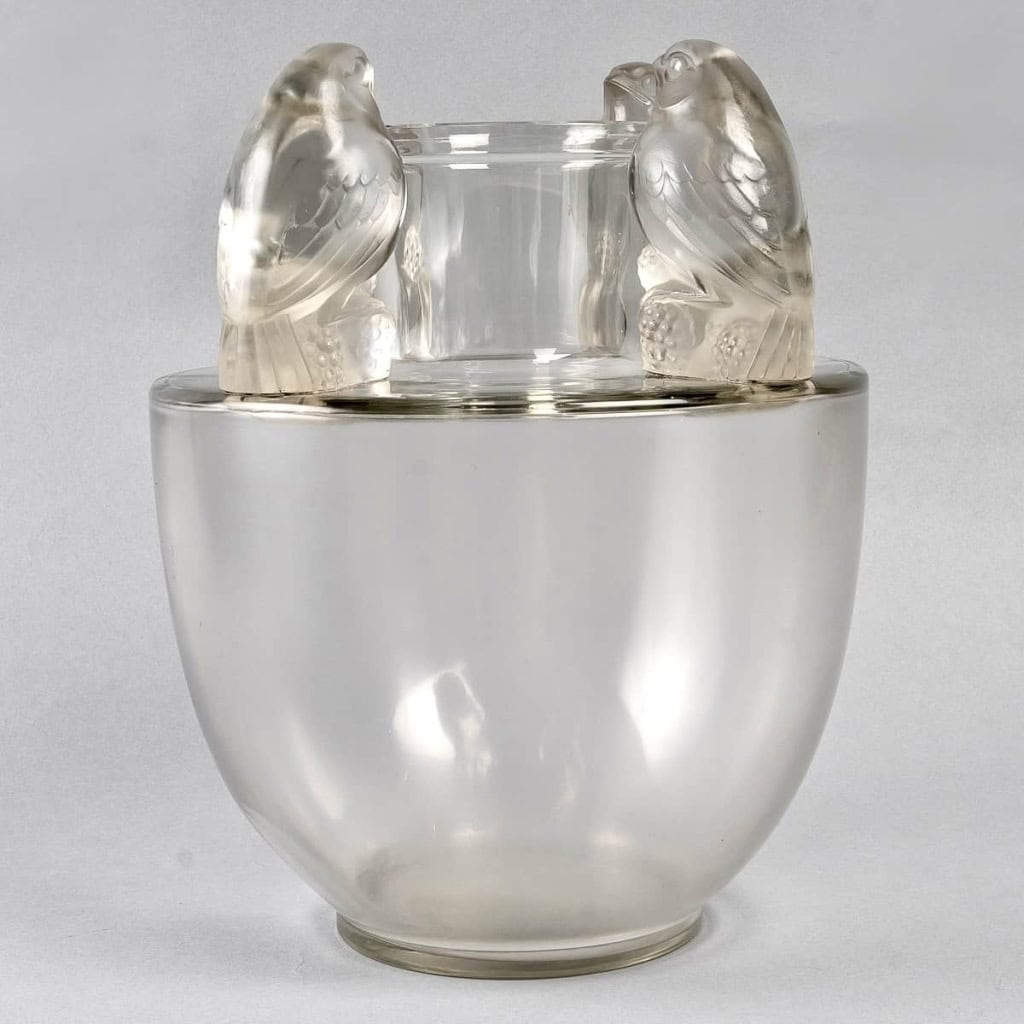 Vase « Bellecour » verre blanc de René LALIQUE | Biron Vase "Bellecour" verre blanc de René LALIQUE