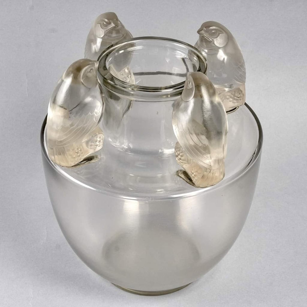 Vase « Bellecour » verre blanc de René LALIQUE | Biron Vase "Bellecour" verre blanc de René LALIQUE