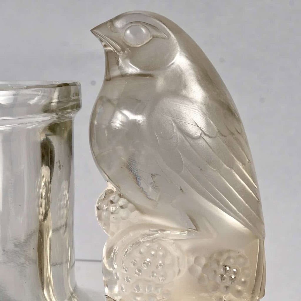 Vase « Bellecour » verre blanc de René LALIQUE | Biron Vase "Bellecour" verre blanc de René LALIQUE