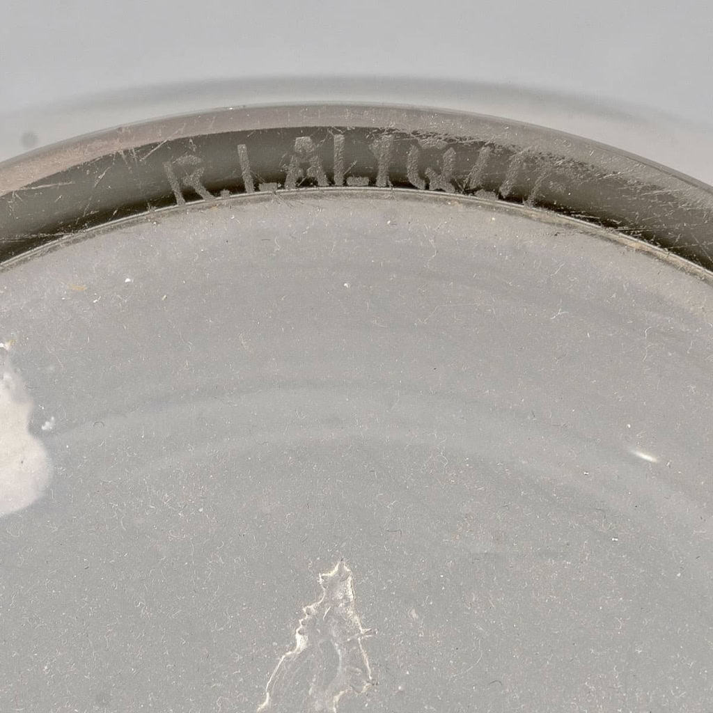 Vase « Bellecour » verre blanc de René LALIQUE | Biron Vase "Bellecour" verre blanc de René LALIQUE