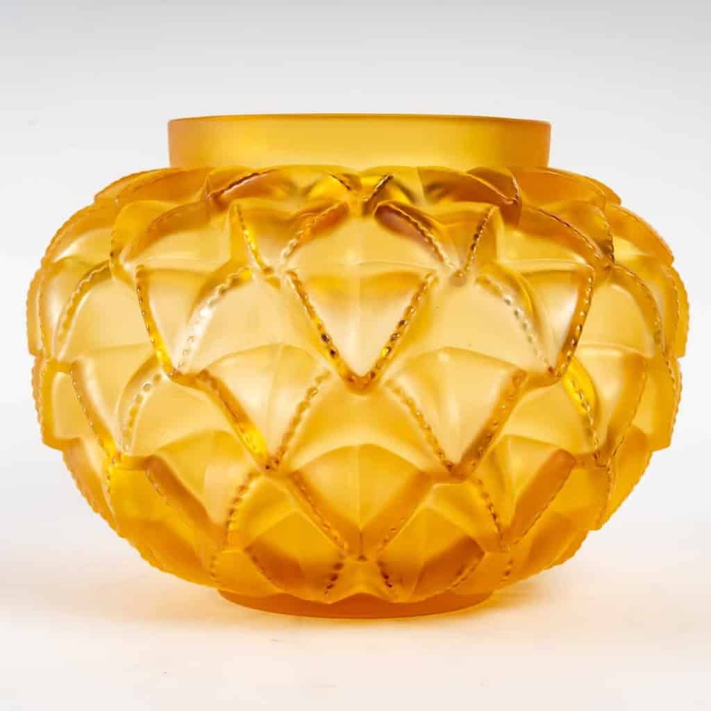 Vase « Languedoc » cristal jaune ambré de LALIQUE FRANCE | Biron |||||||