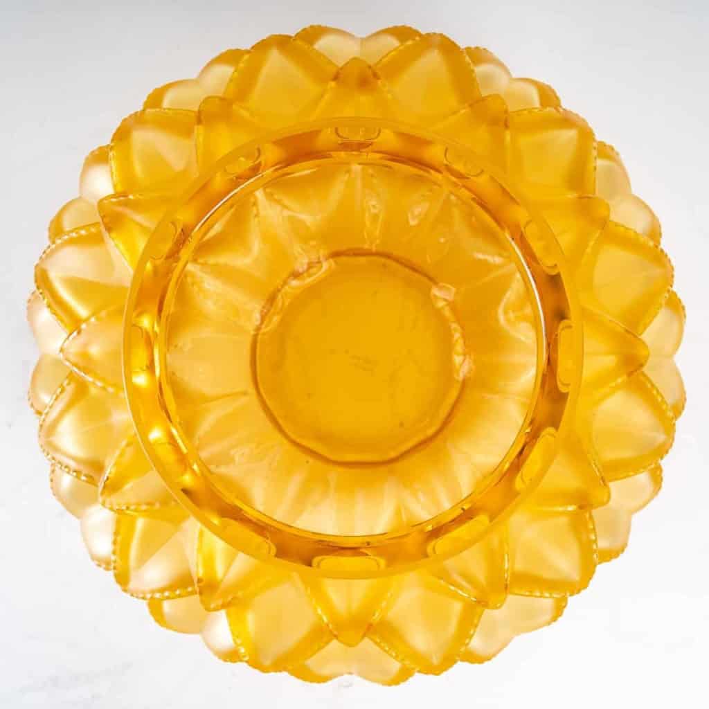 Vase « Languedoc » cristal jaune ambré de LALIQUE FRANCE | Biron Vase "Languedoc" cristal jaune ambré de LALIQUE FRANCE