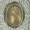 Flacon « Fougères » verre blanc patiné vert de René LALIQUE | Biron Flacon "Fougères" verre blanc patiné vert de René LALIQUE