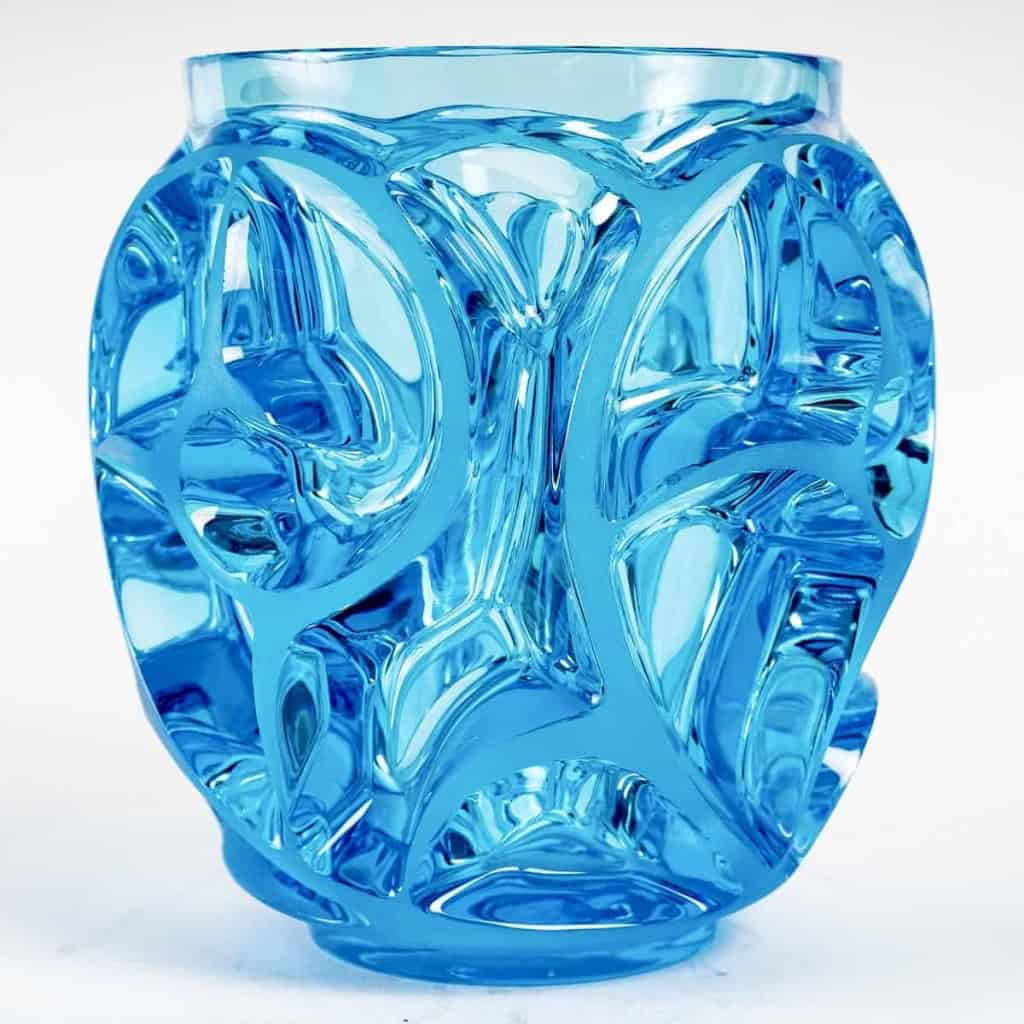 Vase « Tourbillons » cristal bleu électrique de LALIQUE FRANCE | Biron Vase "Tourbillons" cristal bleu électrique de LALIQUE FRANCE