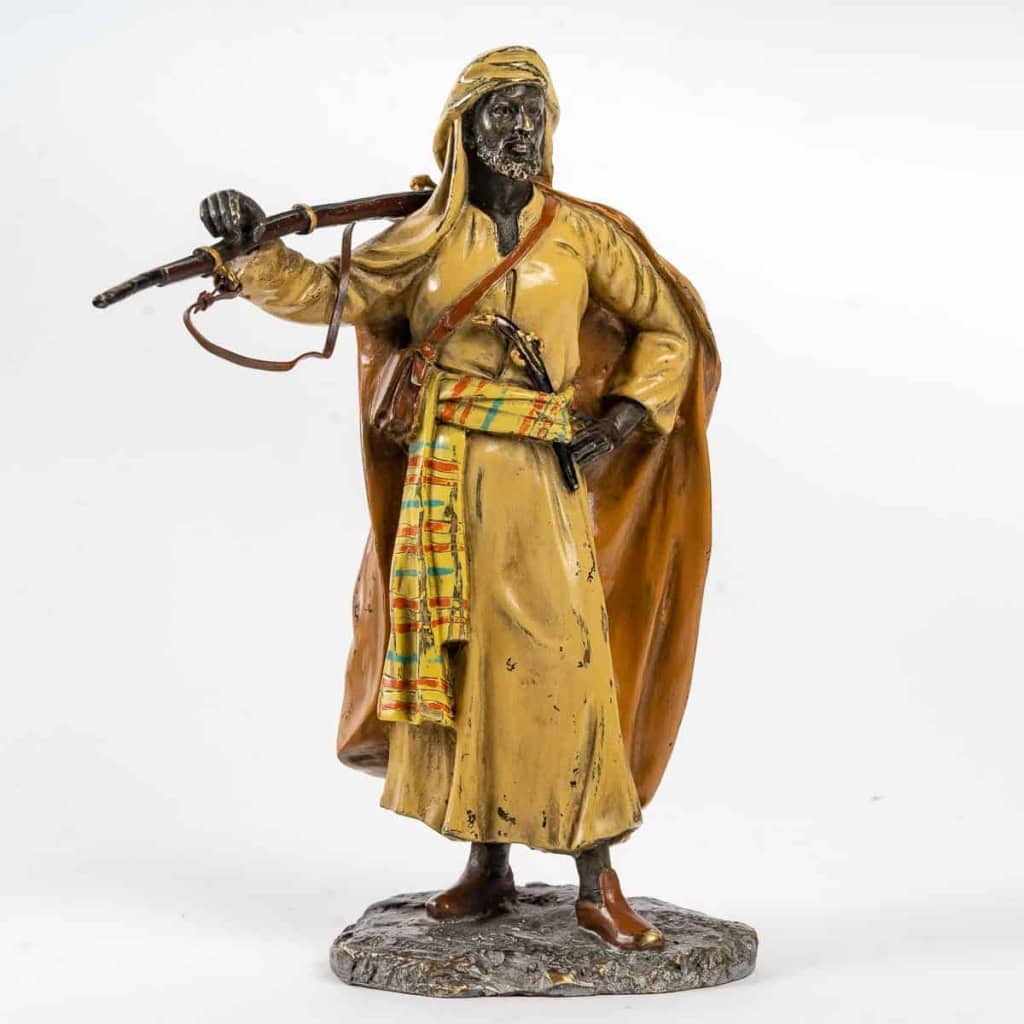 Le Chasseur, bronze de Vienne, XIXème siècle | Biron |||||||||