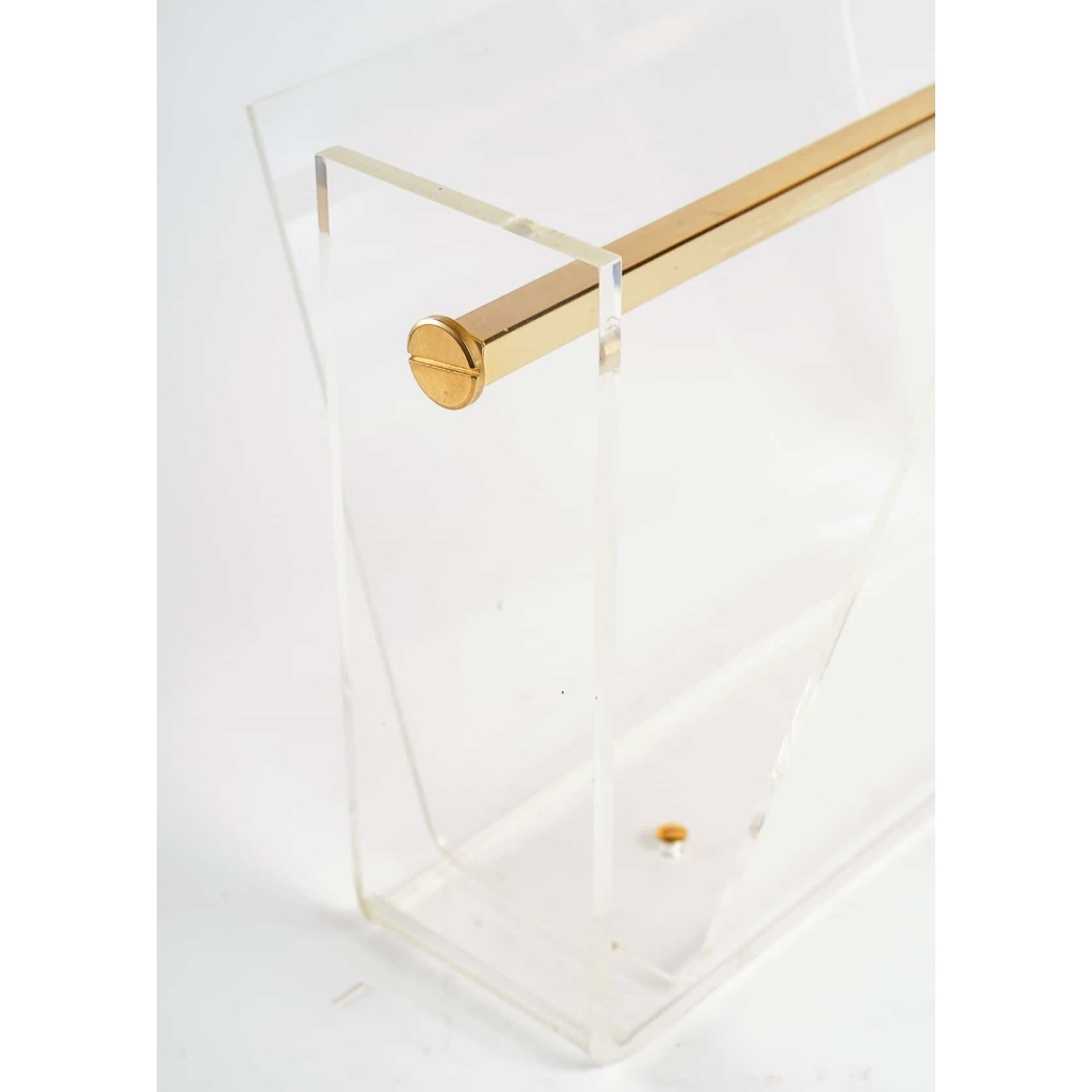 Porte journaux en plexiglass et laiton doré, années 1960-1970