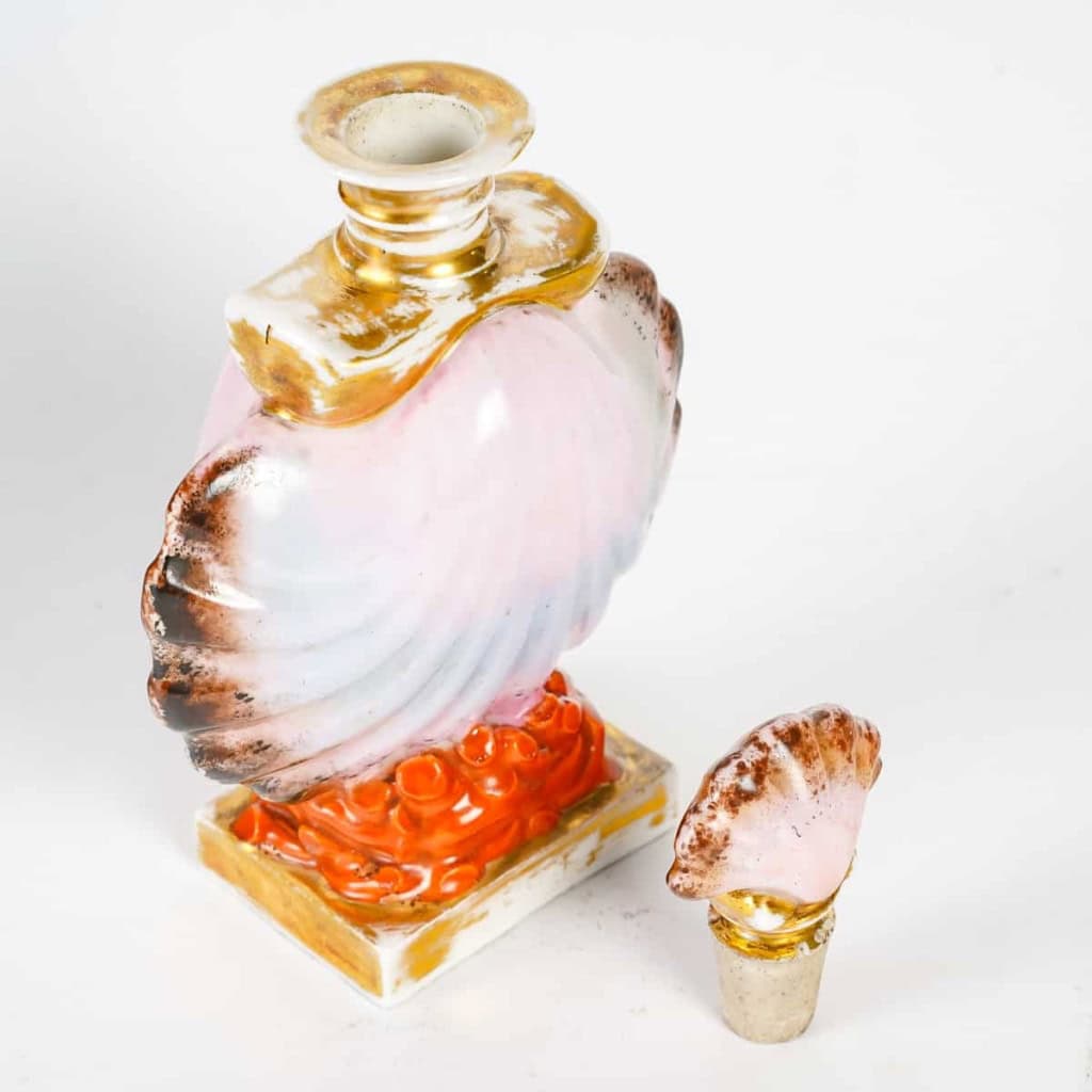 Flacon à parfum en porcelaine vieux Paris XIXéme | Biron Flacon à parfum en porcelaine vieux Paris XIXéme