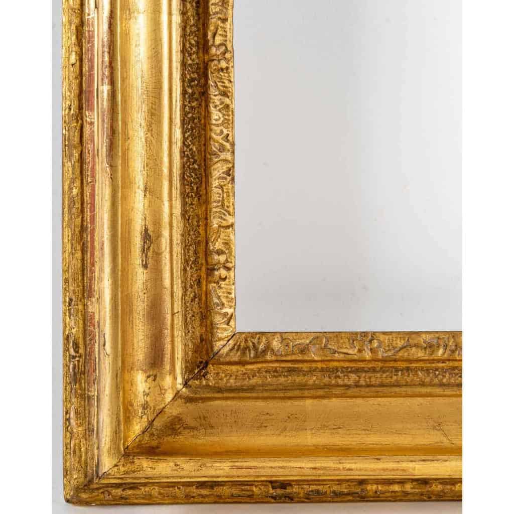Cadre à pastel en bois doré sculpté d’époque Louis XV | Biron Cadre à pastel en bois doré sculpté d'époque Louis XV