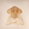 Boîte « Sultane » verre blanc patiné sépia de René LALIQUE | Biron Boîte "Sultane" verre blanc patiné sépia de René LALIQUE