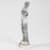 Statuette « Moyenne Voilée » verre blanc patiné bleu de René LALIQUE | Biron |||||||