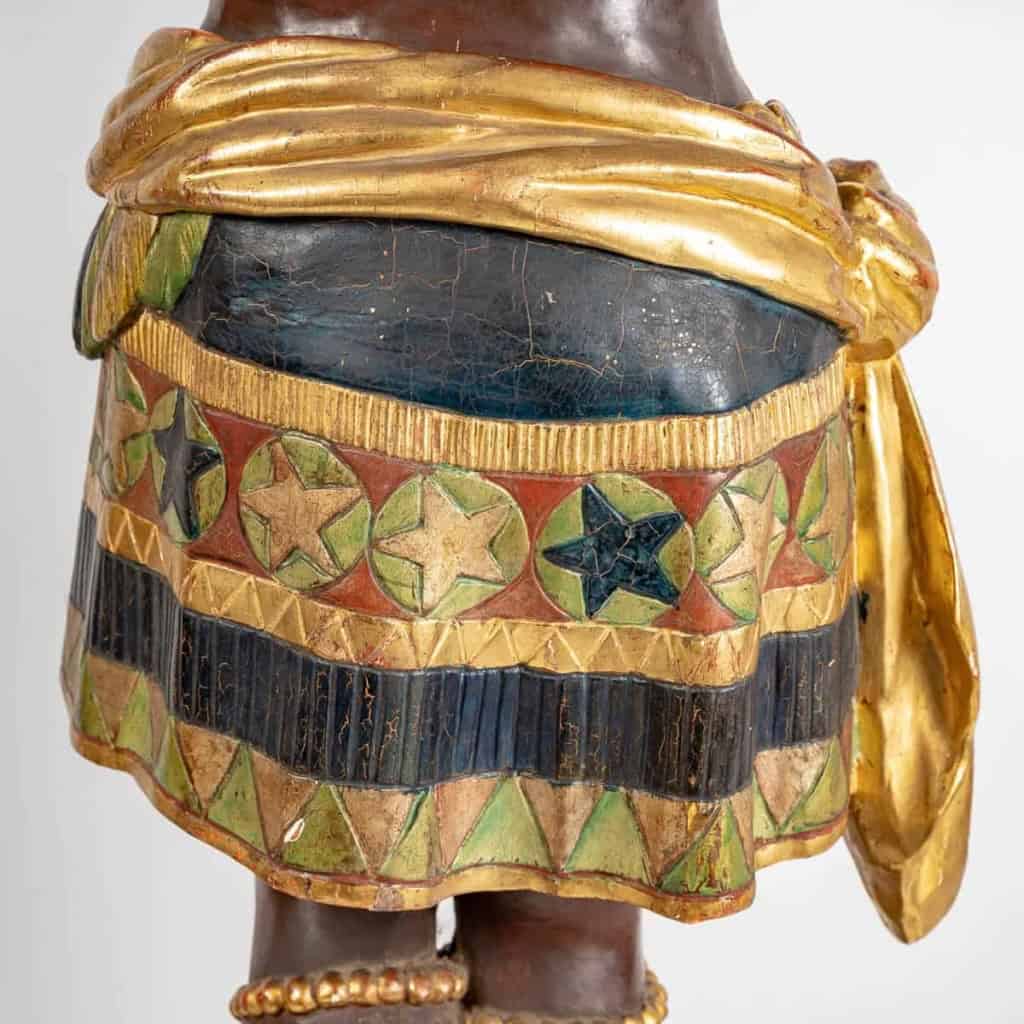 Paire de porte jardinières, Indiens d’Amérique, XIXème siècle, Bois sculpté et peint | Biron Paire de porte jardinières, Indiens d'Amérique, XIXème siècle, Bois sculpté et peint