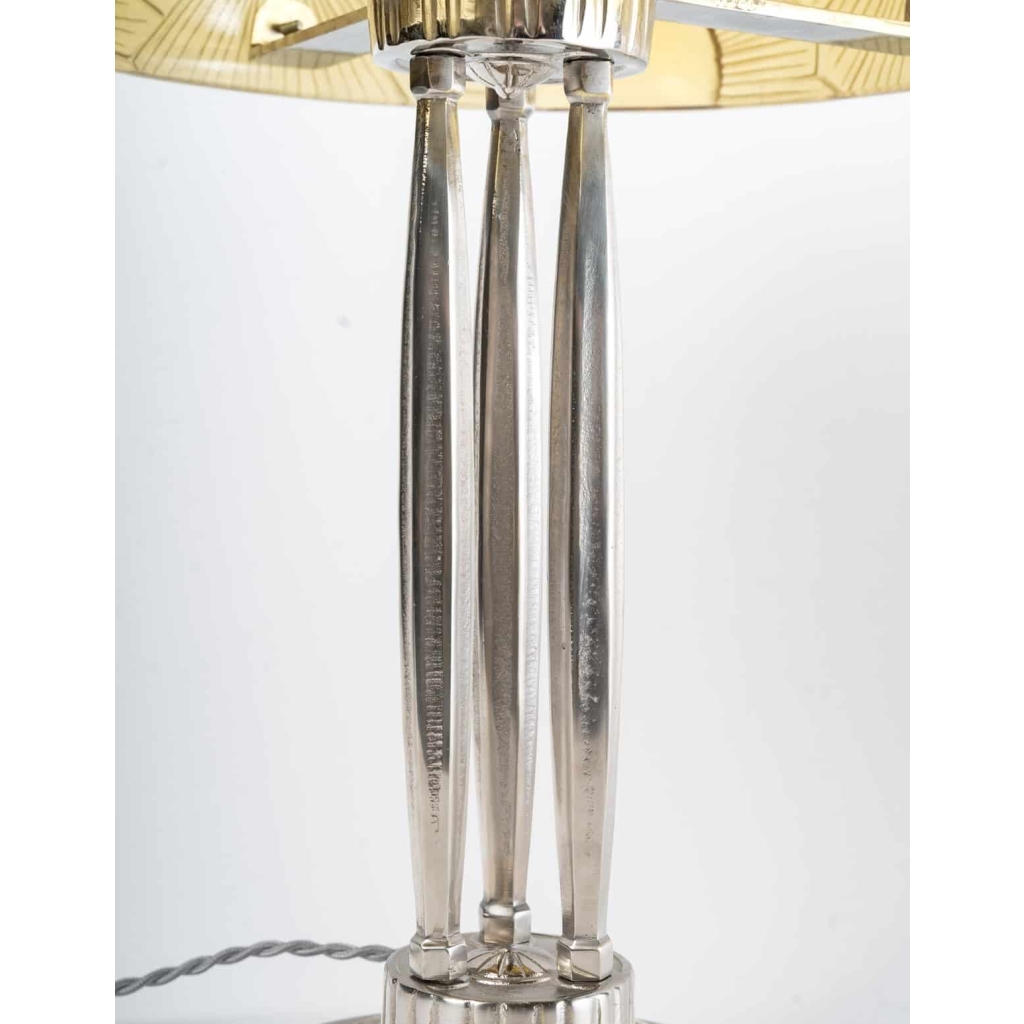 Lampe « Soleil » verre jaune – pied bronze nickelé de René LALIQUE | Biron Lampe "Soleil" verre jaune - pied bronze nickelé de René LALIQUE