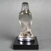 Mascotte Automobile Serre-Livres « Faucon » verre blanc de René LALIQUE | Biron Mascotte Automobile Serre-Livres "Faucon" verre blanc de René LALIQUE