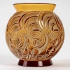 Vase « Bresse » verre jaune ambré patiné vert beige de René LALIQUE | Biron Vase "Bresse" verre jaune ambré patiné vert beige de René LALIQUE