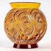 Vase « Bresse » verre jaune ambré patiné vert beige de René LALIQUE | Biron Vase "Bresse" verre jaune ambré patiné vert beige de René LALIQUE