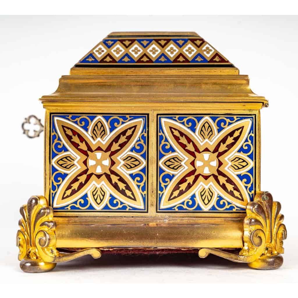 Coffret à bijoux en bronze doré fin XIXème siècle | Biron Coffret à bijoux en bronze doré fin XIXème siècle