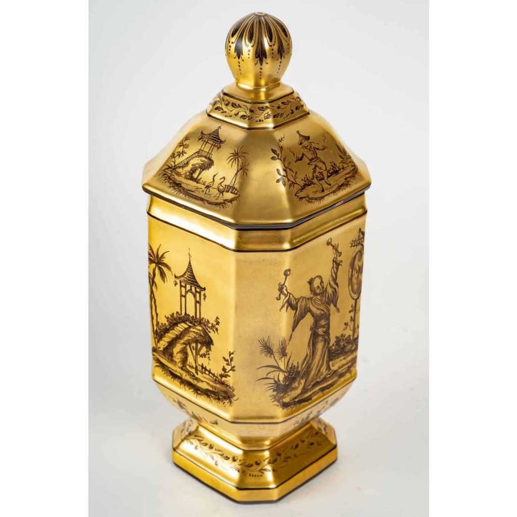 Pot à pharmacie "Le Tallec" à motifs chinois, 1950
