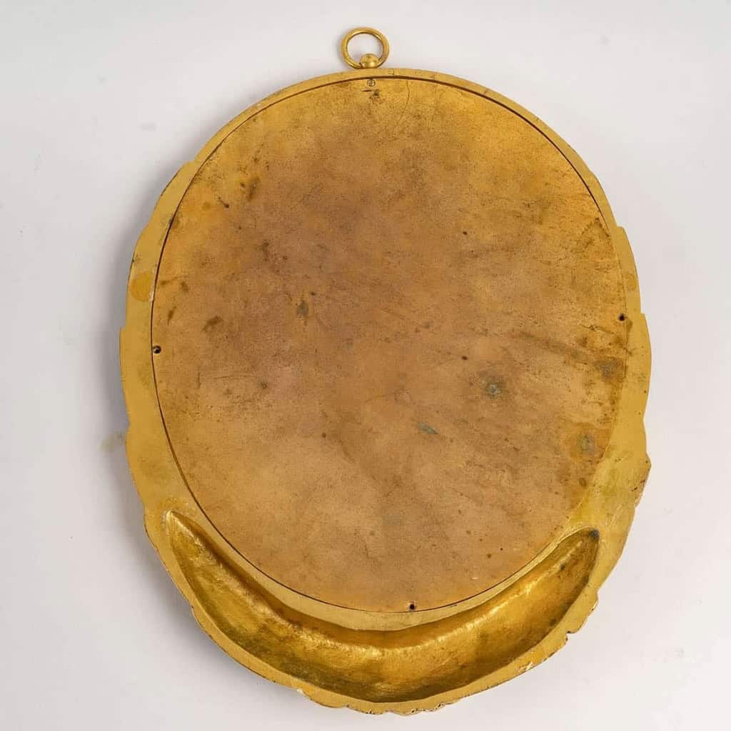 Miroir « Fleurs » bronze doré et émail noir de SÜE et MARE | Biron Miroir "Fleurs" bronze doré et émail noir de SÜE et MARE