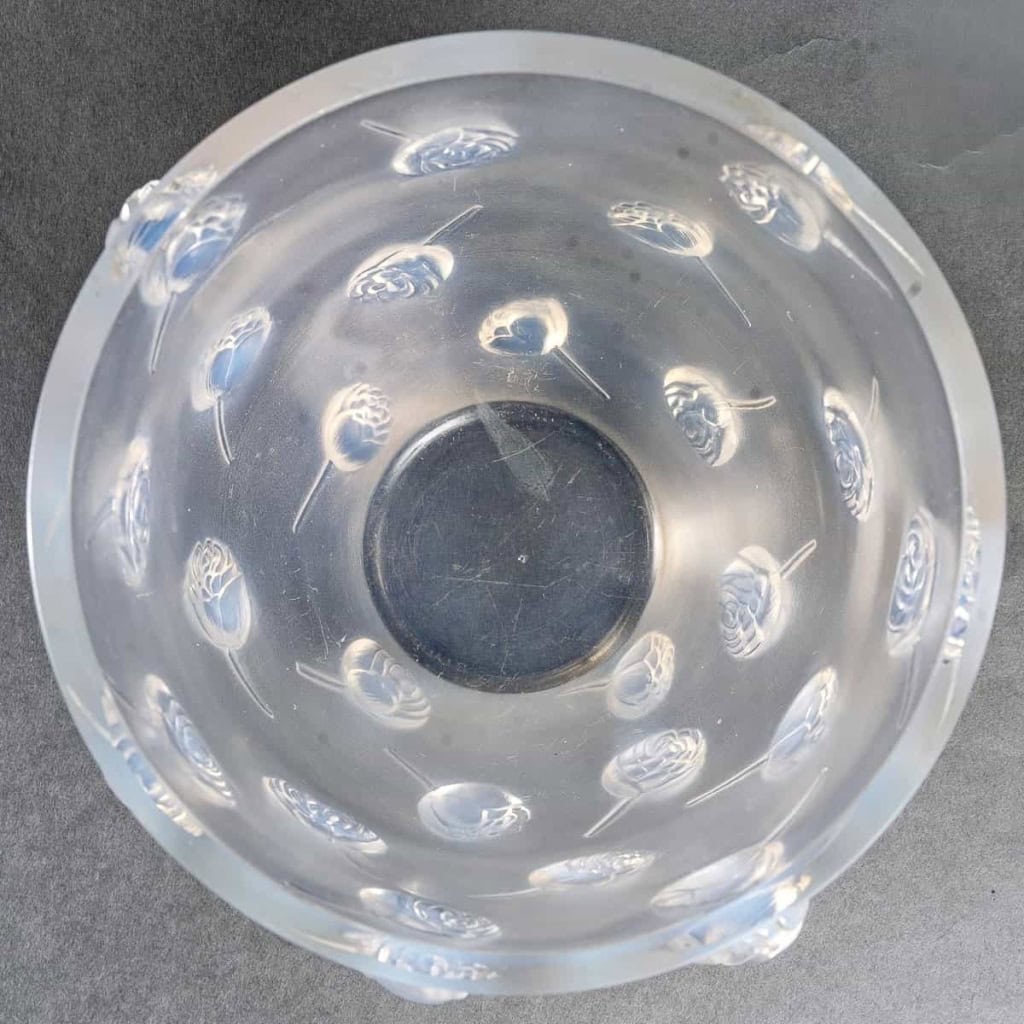 Vase « Pivoines » verre opalescent de René LALIQUE | Biron Vase "Pivoines" verre opalescent de René LALIQUE