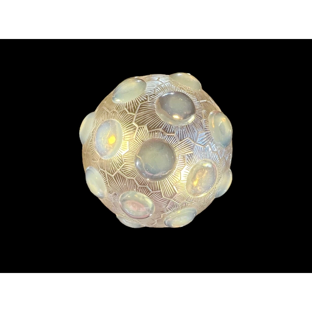 Suspension Plafonnier "Soleil" verre opalescent de René LALIQUE