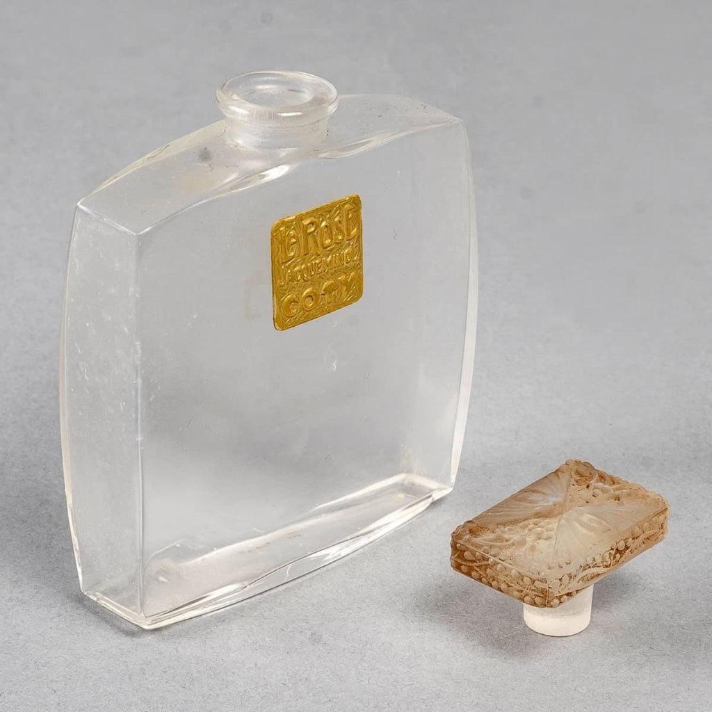 Deux Flacons « Muguet » verre blanc de René LALIQUE pour Coty | Biron Deux Flacons "Muguet" verre blanc de René LALIQUE pour Coty