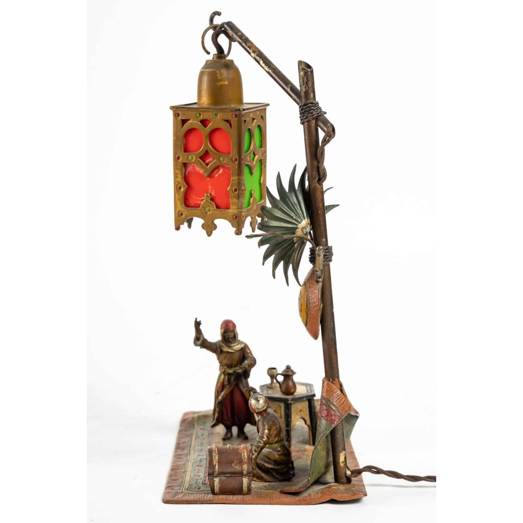 Lampe en bronze de Vienne, XIXème siècle | Biron Lampe en bronze de Vienne, XIXème siècle