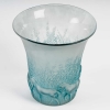 Vase « Chevaux » verre blanc patiné turquoise de René LALIQUE | Biron Vase "Chevaux" verre blanc patiné turquoise de René LALIQUE