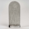 Statuette « Vierge à l’Enfant Jésus Agenouillée » verre blanc patiné gris de René LALIQUE | Biron |||||||