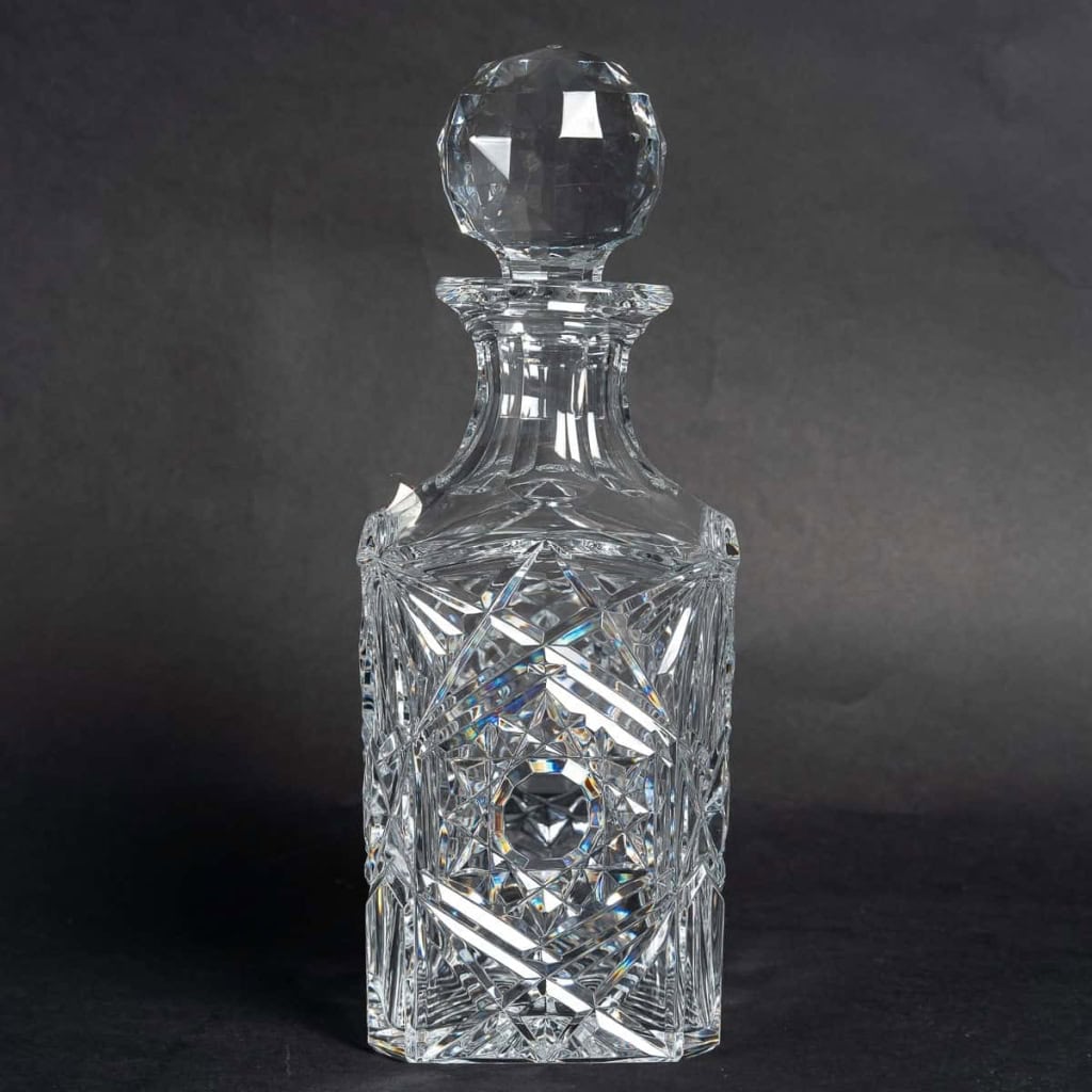 Cristallerie De Baccarat , Carafe à Whisky Modèle « Lagny » | Biron Cristallerie De Baccarat , Carafe à Whisky Modèle "Lagny"