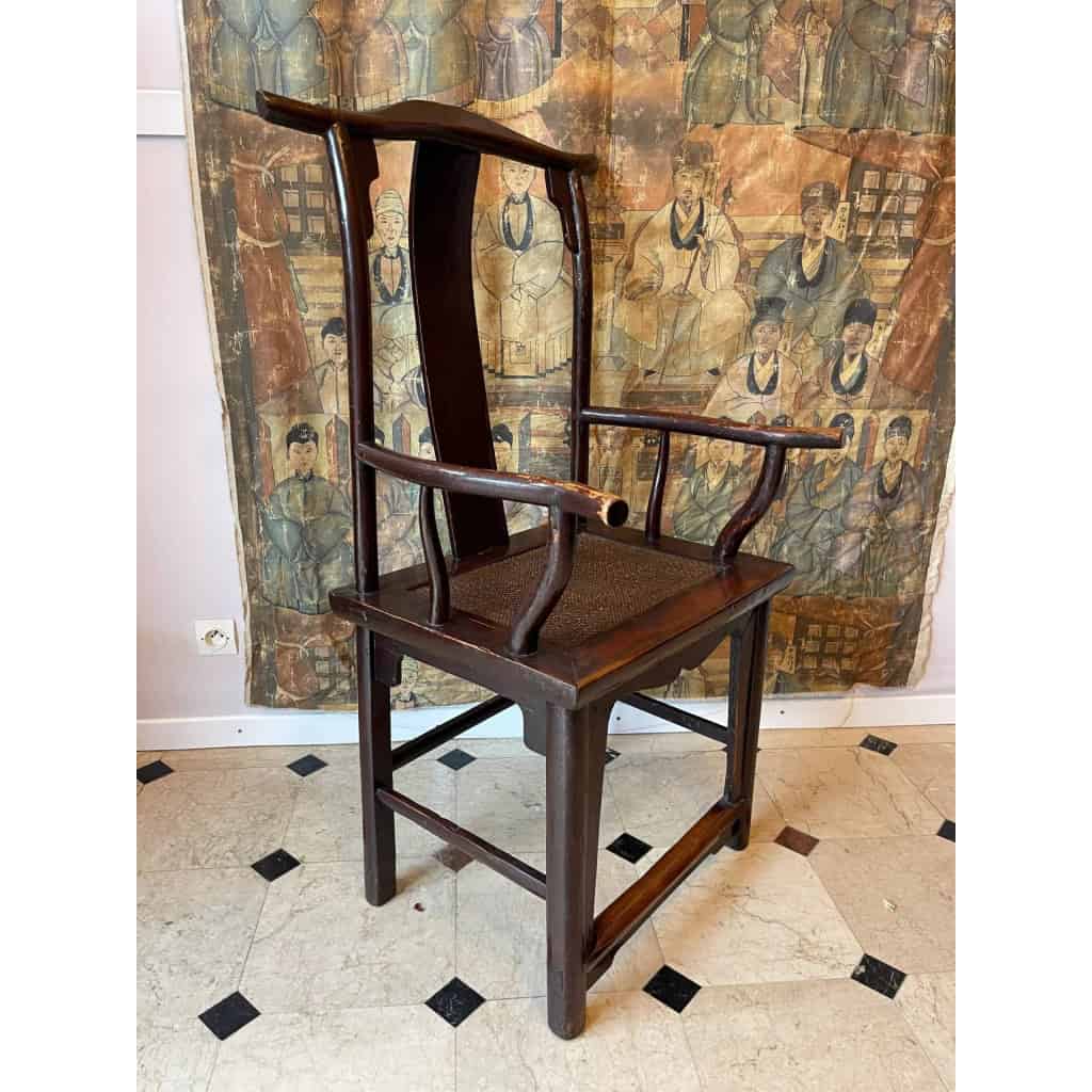 Fauteuil à bonnet lettré – antiquité chinoise | Biron Fauteuil à bonnet lettré - antiquité chinoise