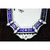1950’/70 Miroir Venise Octogonal à Fronton avec Cadre en Verre Bleu Ornées de Fleurs | Biron 1950’/70 Miroir Venise Octogonal à Fronton avec Cadre en Verre Bleu Ornées de Fleurs