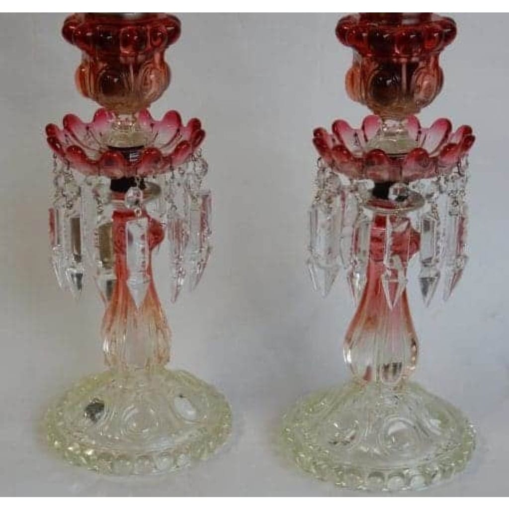 1950/70 Paire de Bougeoirs En Cristal Opalescent Et Rouge Photophores Baccarat Signés