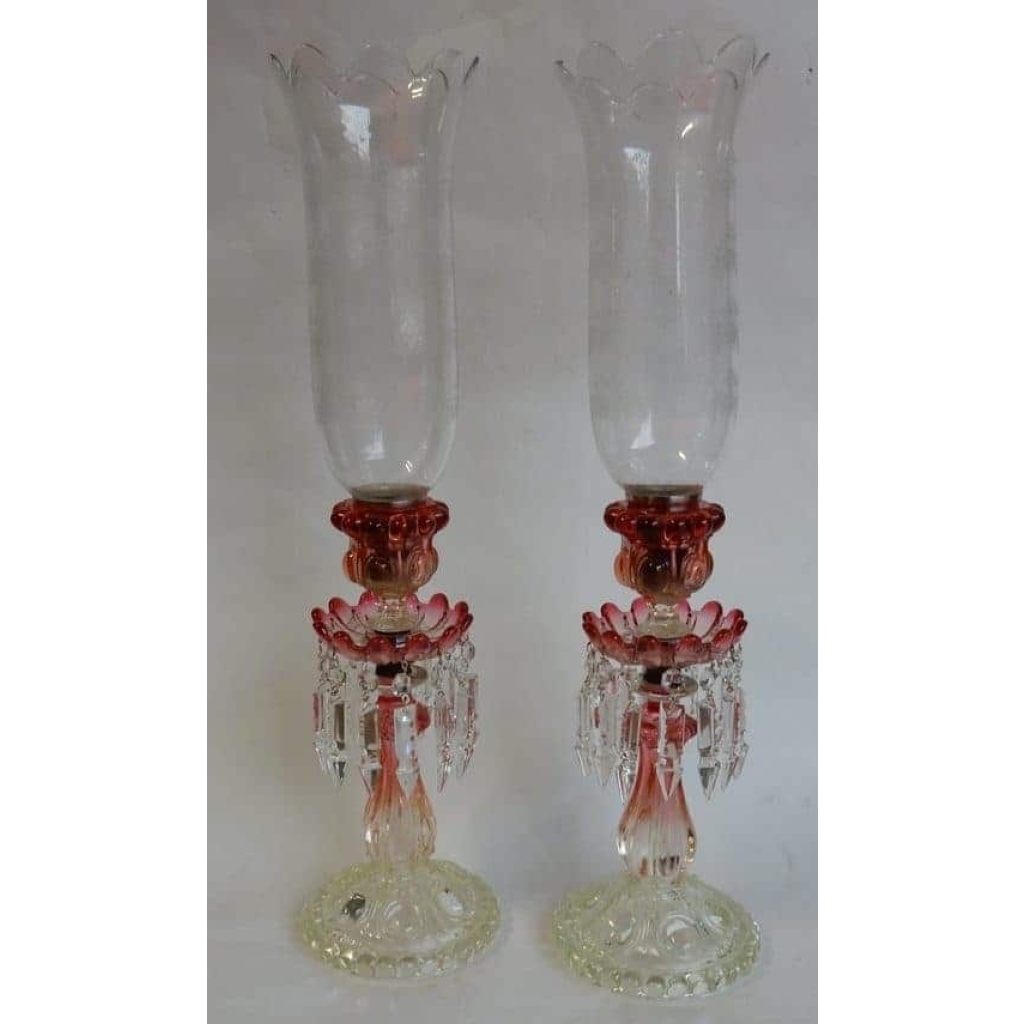 1950/70 Paire de Bougeoirs En Cristal Opalescent Et Rouge Photophores Baccarat Signés
