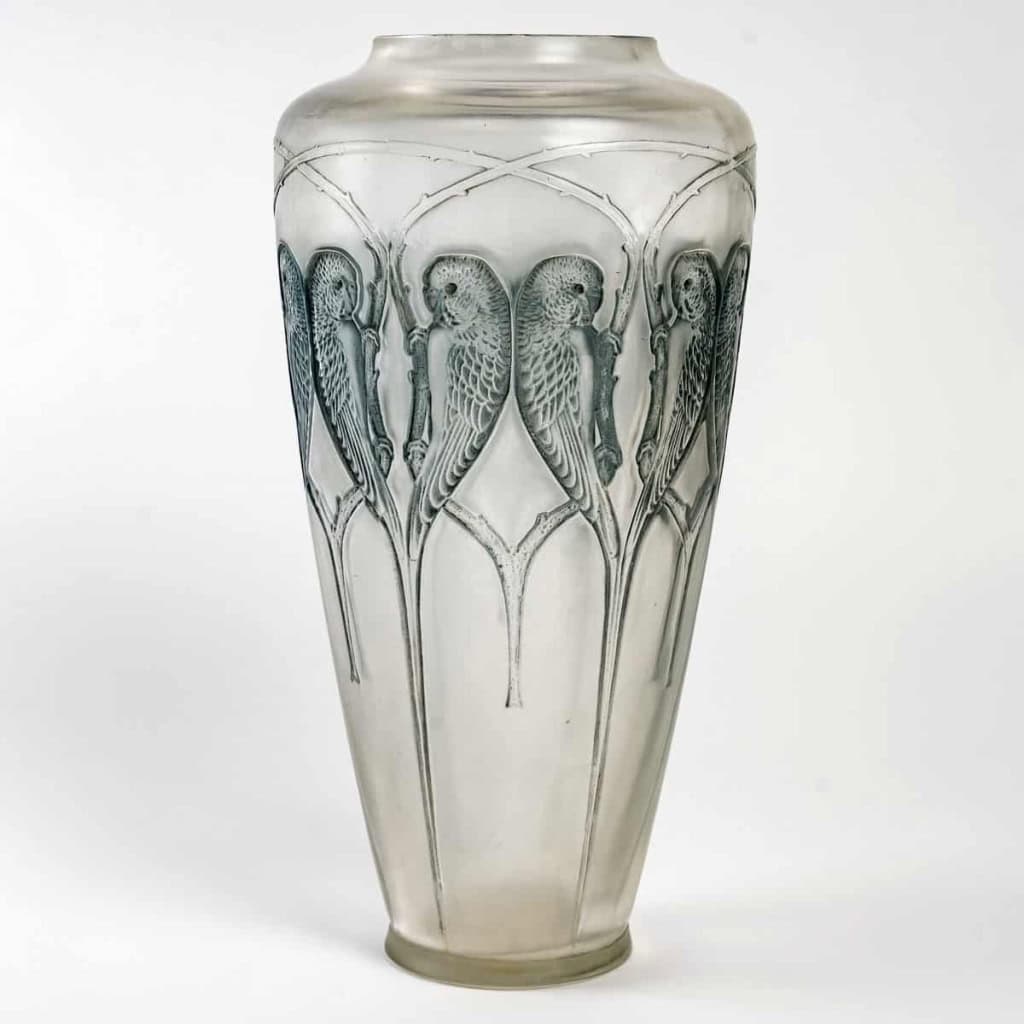 Vase « Inséparables » verre blanc patiné bleu de René LALIQUE | Biron ||||||||