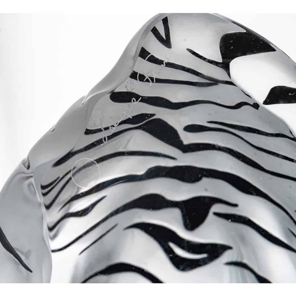 Sculpture « Tigre » cristal blanc émaillé noir de LALIQUE FRANCE – neuf en coffret avec certificat | Biron Sculpture "Tigre" cristal blanc émaillé noir de LALIQUE FRANCE - neuf en coffret avec certificat