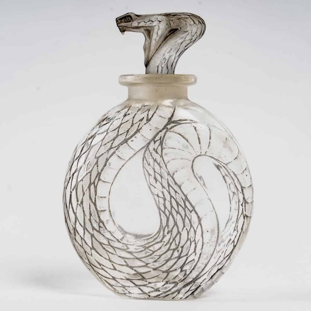 Flacon « Serpent » verre blanc patiné gris de René LALIQUE | Biron ||||||