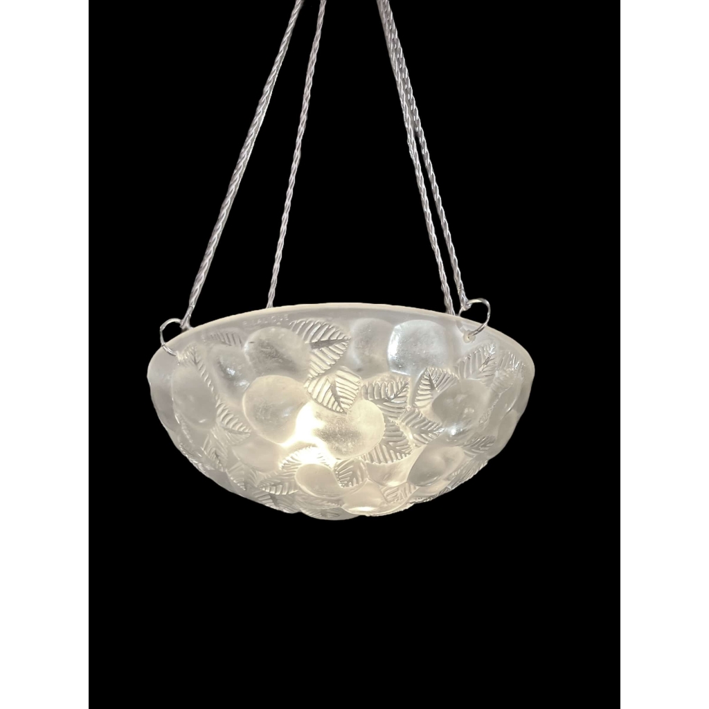 Suspension Plafonnier « Lausanne » verre blanc de René LALIQUE | Biron |||||