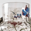 Vase Cristallerie à anses verre gris émaillé d’iris et d’une libellule de Emile Gallé | Biron Vase Cristallerie à anses verre gris émaillé d'iris et d'une libellule de Emile Gallé