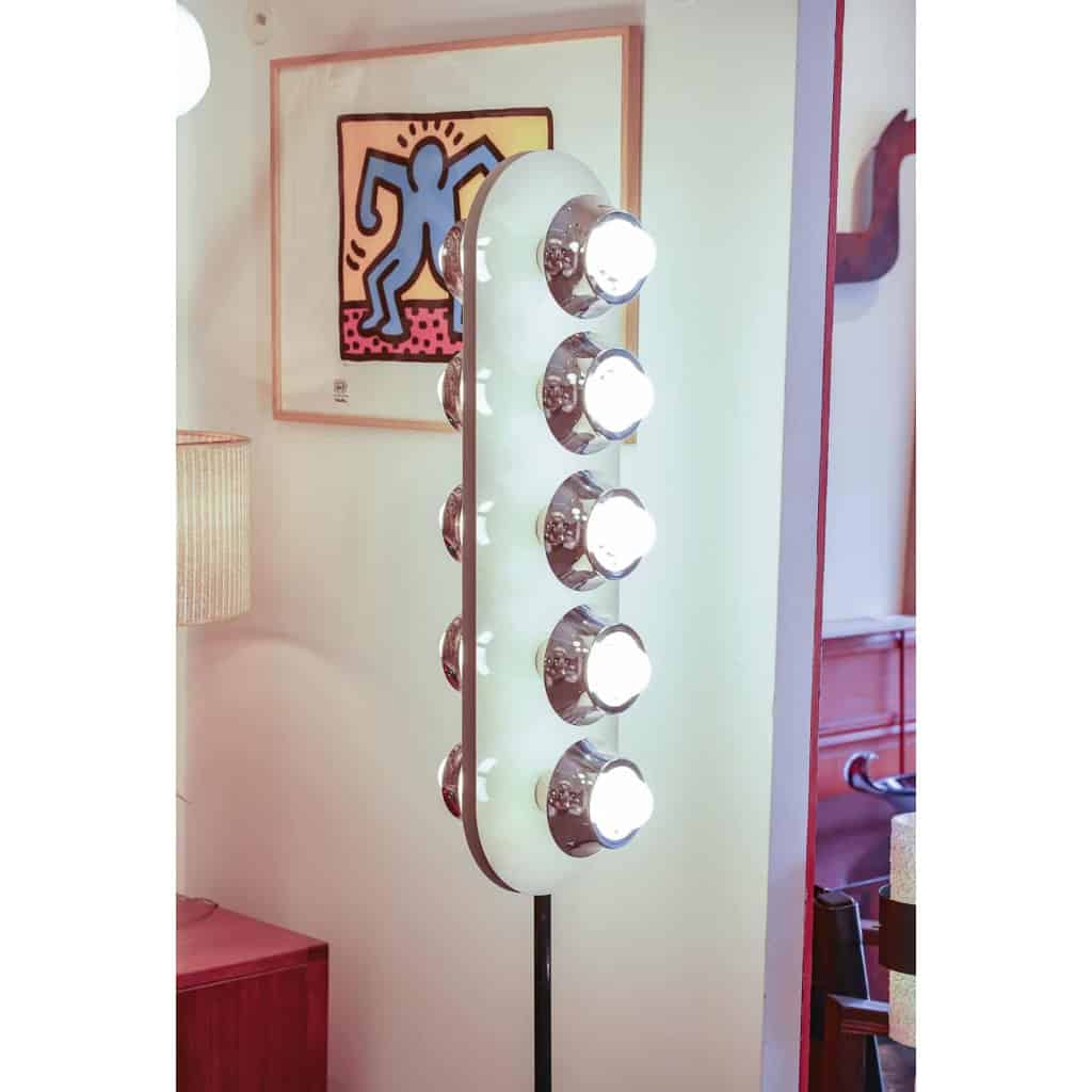 Angelo Cucci, Lampadaire en métal laqué blanc et chromé, années 1960 | Biron Angelo Cucci, Lampadaire en métal laqué blanc et chromé, années 1960