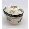 Boite En Porcelaine De Mennecy, 1757 | Biron |||