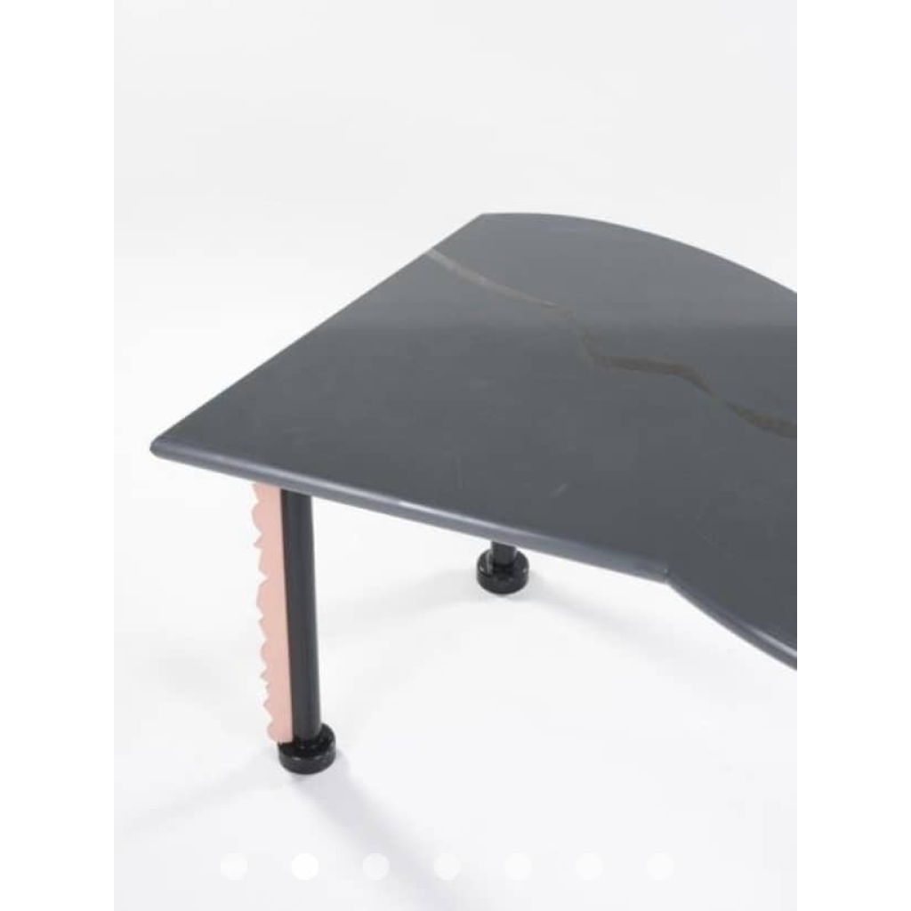 Table modèle Tavolo Dualistico par Bruno Mutt, datée 1985 | Biron Table modèle Tavolo Dualistico par Bruno Mutt, datée 1985