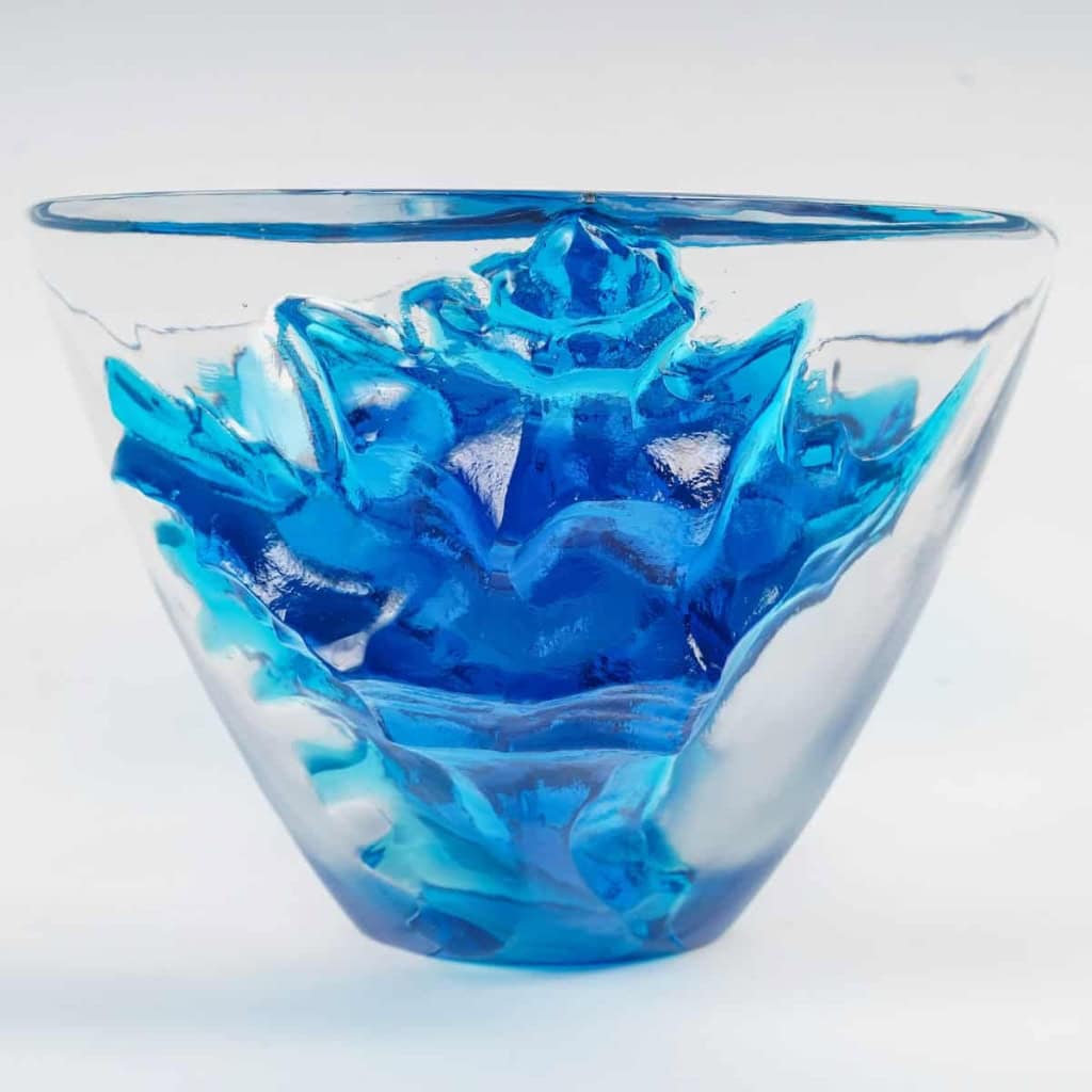Coupe Vase Haïti cristal blanc et bleu de René LALIQUE | Biron Coupe Vase Haïti cristal blanc et bleu de René LALIQUE