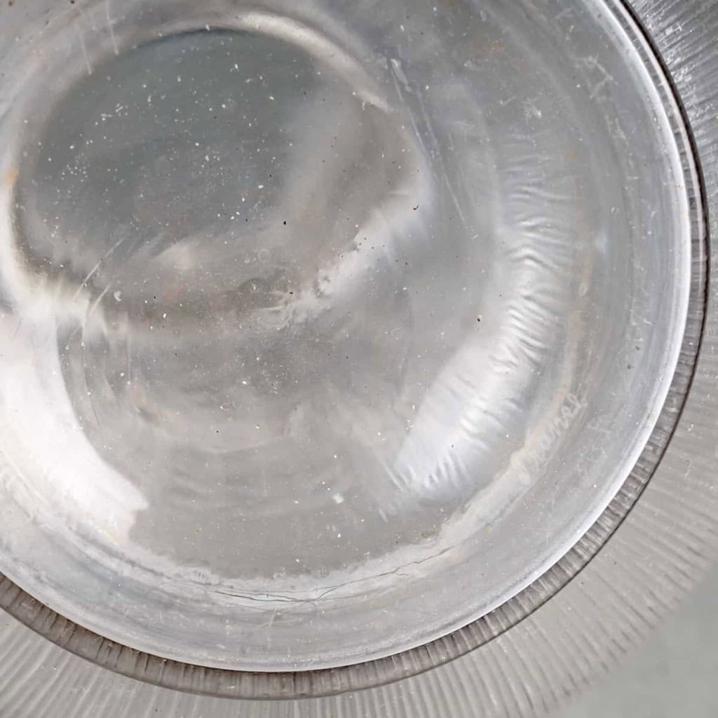 Carafe « Wingen » verre blanc de René LALIQUE | Biron Carafe "Wingen" verre blanc de René LALIQUE