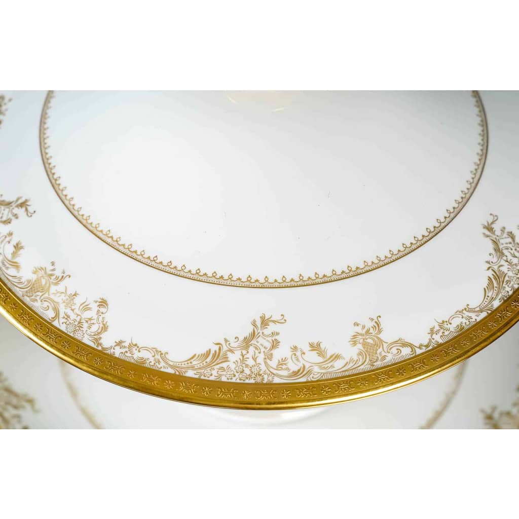 Service de Table en Porcelaine de Luxe | Collection Diplomate Haviland | Blanc et Or | Ensemble pour 12 personnes – 53 Pièces | Biron Service de Table en Porcelaine de Luxe | Collection Diplomate Haviland | Blanc et Or | Ensemble pour 12 personnes - 53 Pièces