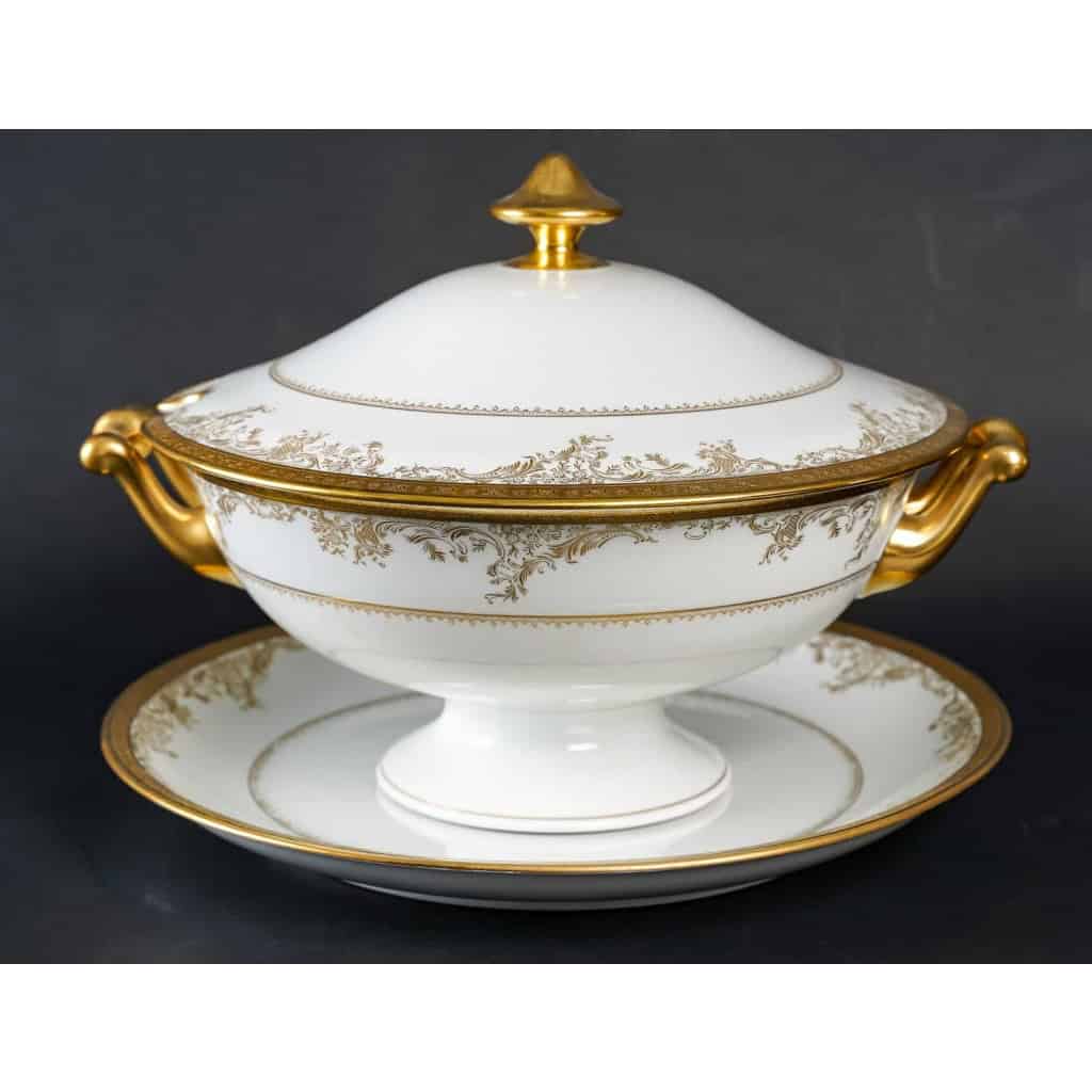 Service de Table en Porcelaine de Luxe | Collection Diplomate Haviland | Blanc et Or | Ensemble pour 12 personnes – 53 Pièces | Biron Service de Table en Porcelaine de Luxe | Collection Diplomate Haviland | Blanc et Or | Ensemble pour 12 personnes - 53 Pièces